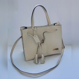 Persaman New York Cream Tote Bag